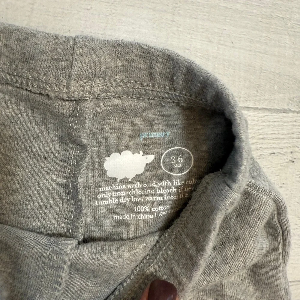 Primary baby grey and white kimono top‎ with grey pants 3/6 months